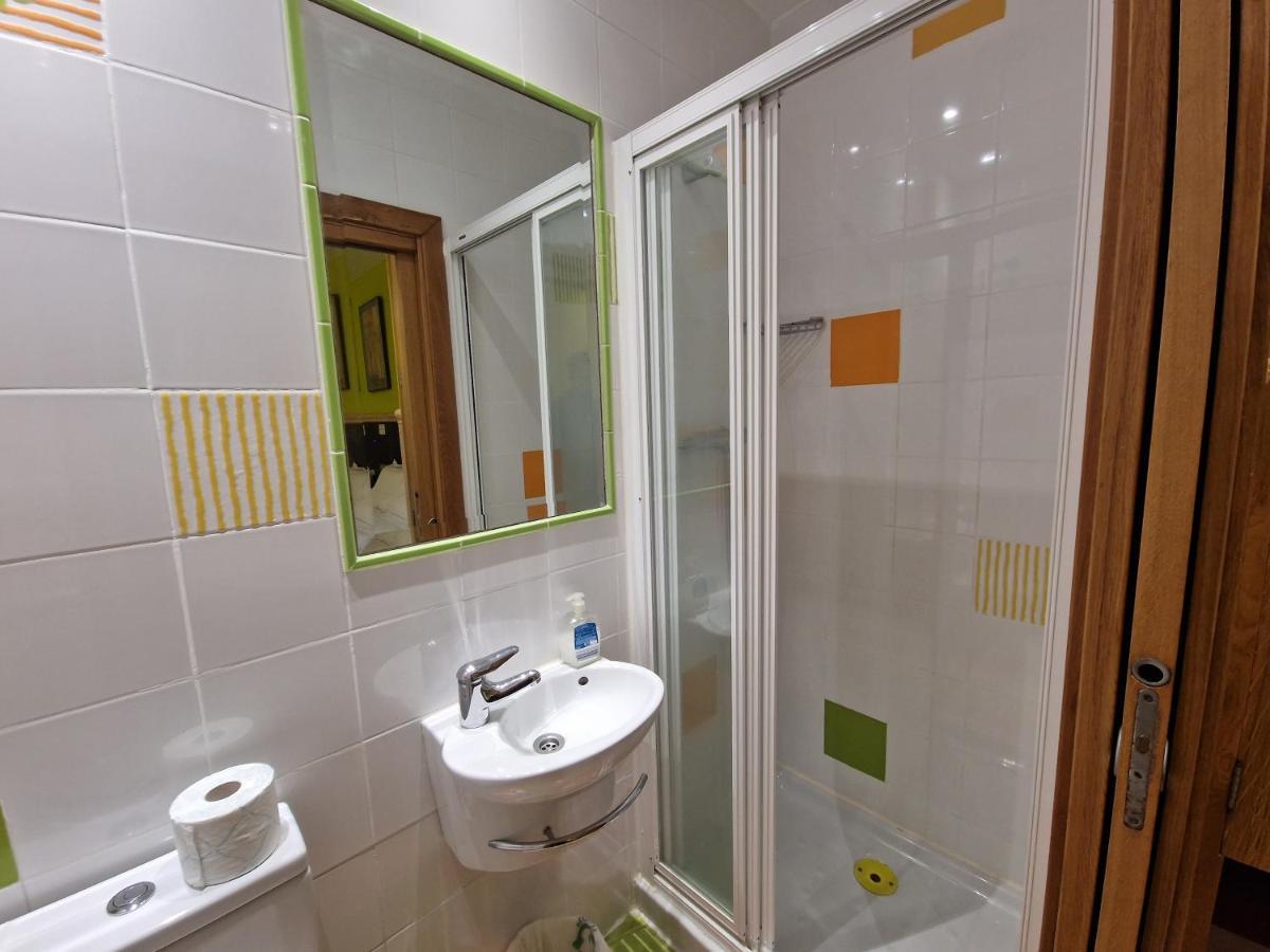 Pension Izar Bat Guesthouse San Sebastian Ngoại thất bức ảnh