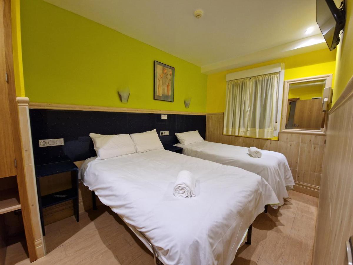 Pension Izar Bat Guesthouse San Sebastian Ngoại thất bức ảnh
